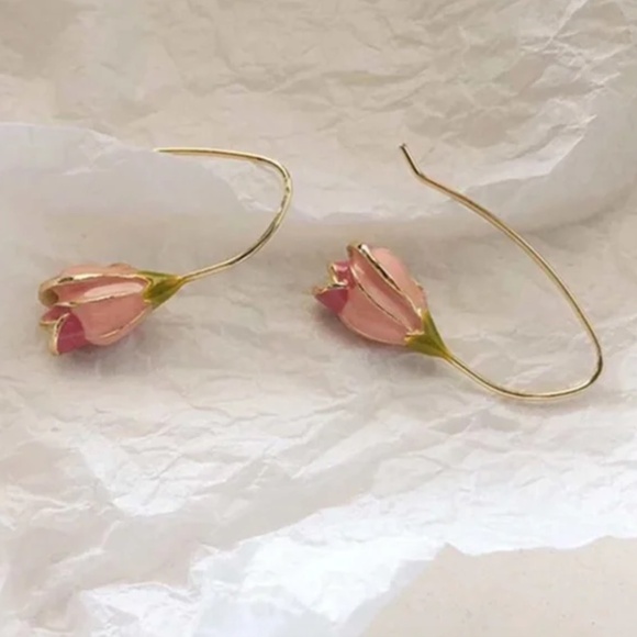 ❤️ FREE Tulip Floral Flower Hipster Hippie Art Chic Glam Girly Modern Earrings - Picture 5 of 6